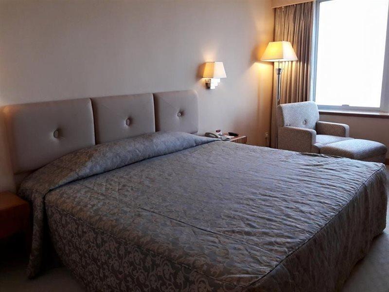Hotel Golden Crown China Taipa  Esterno foto