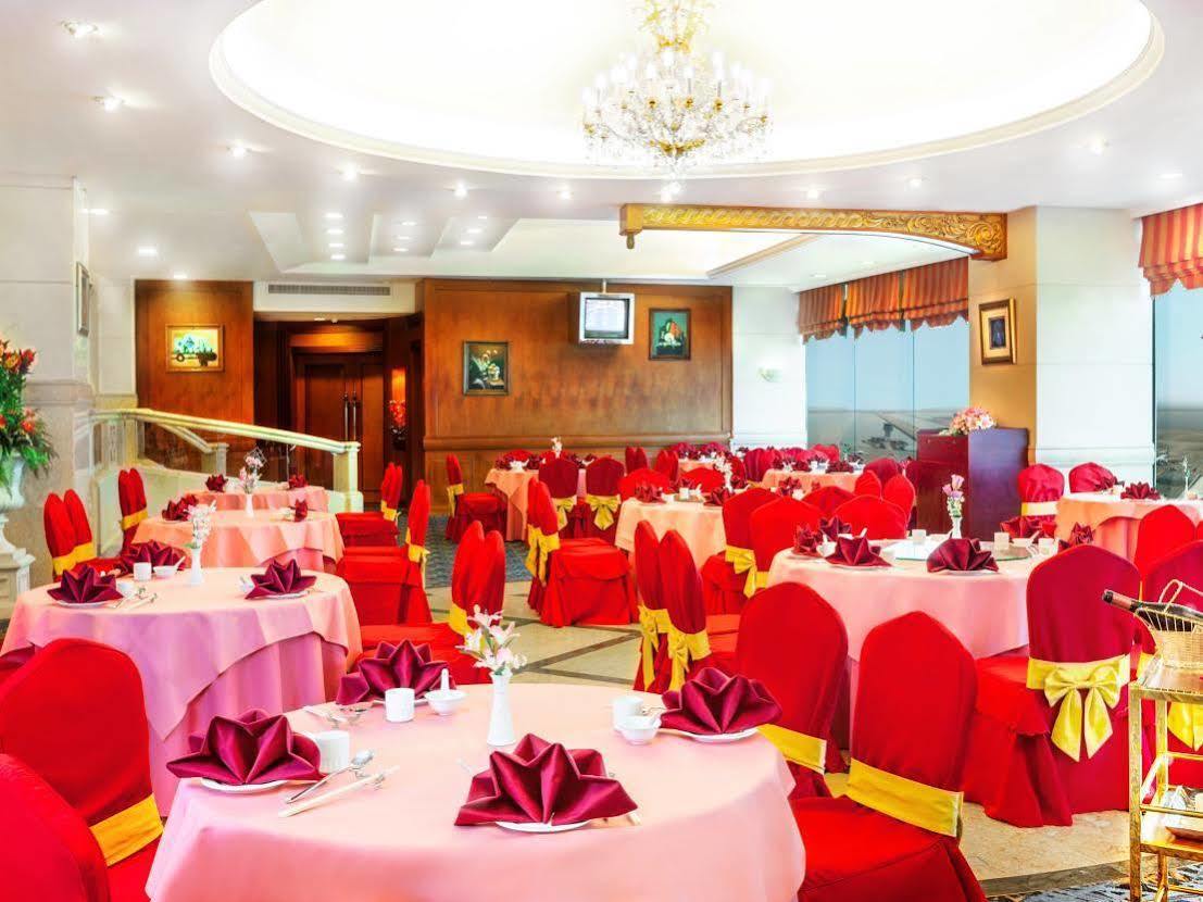 Hotel Golden Crown China Taipa  Esterno foto