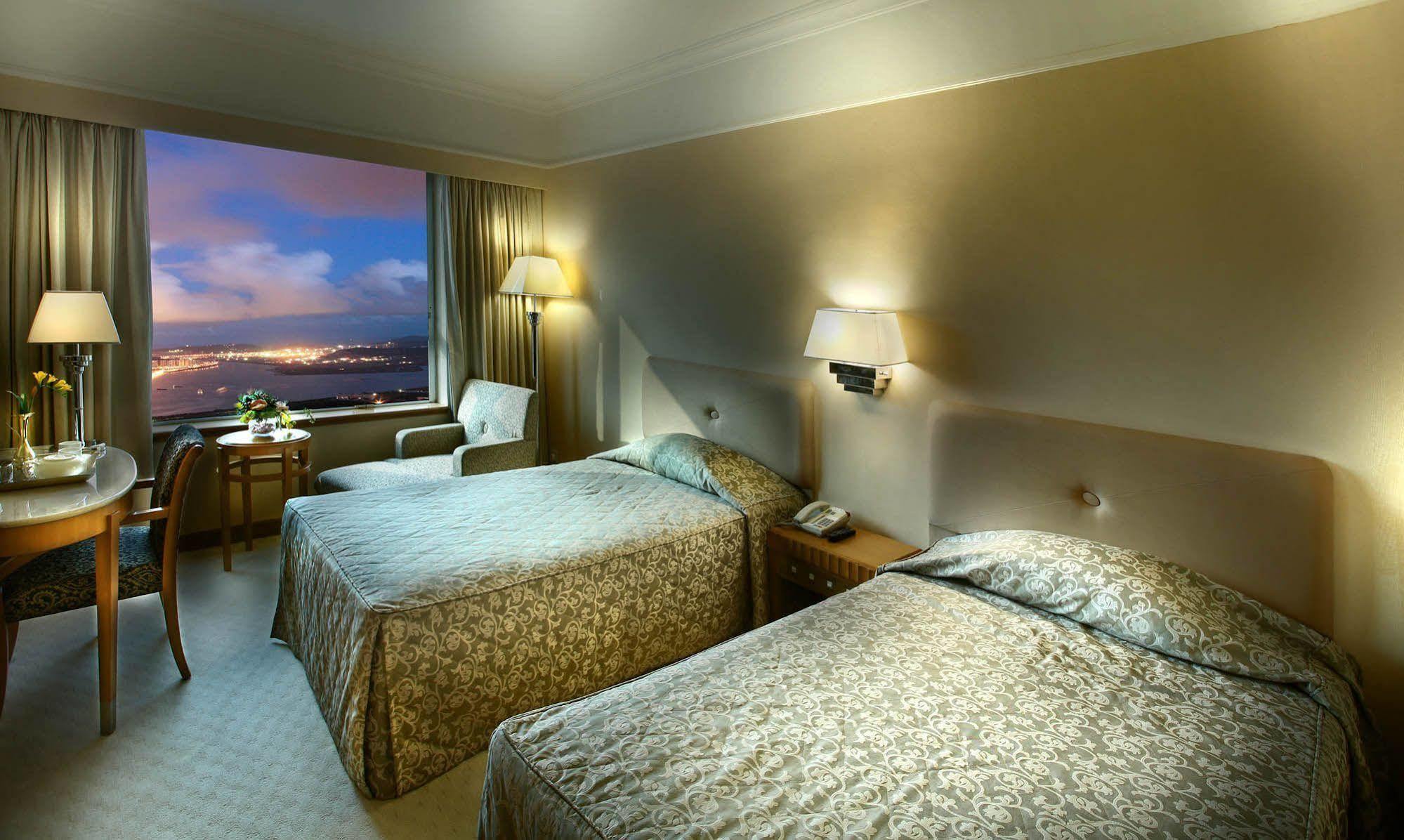 Hotel Golden Crown China Taipa  Esterno foto